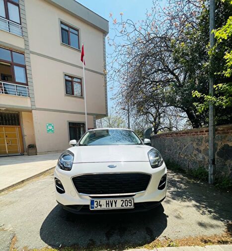 FORD PUMA