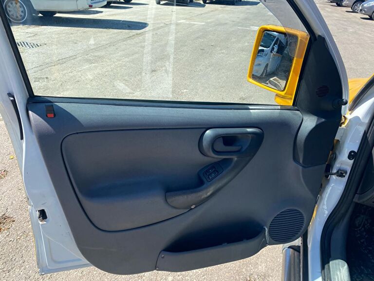 OPEL COMBO