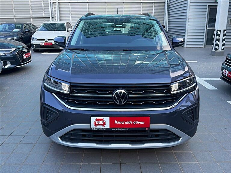 VOLKSWAGEN T-CROSS