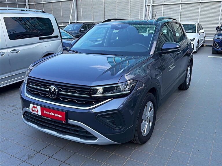 VOLKSWAGEN T-CROSS