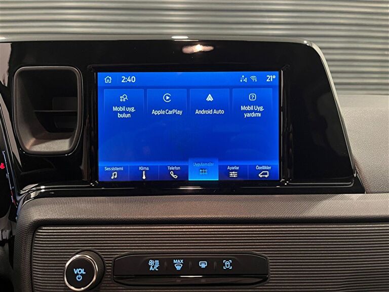 FORD TOURNEO COURIER