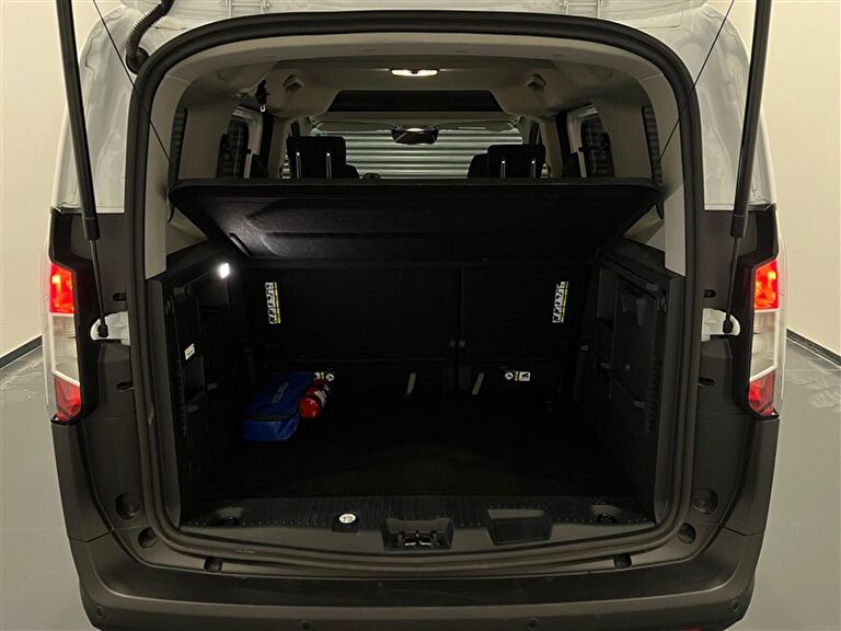 FORD TOURNEO COURIER