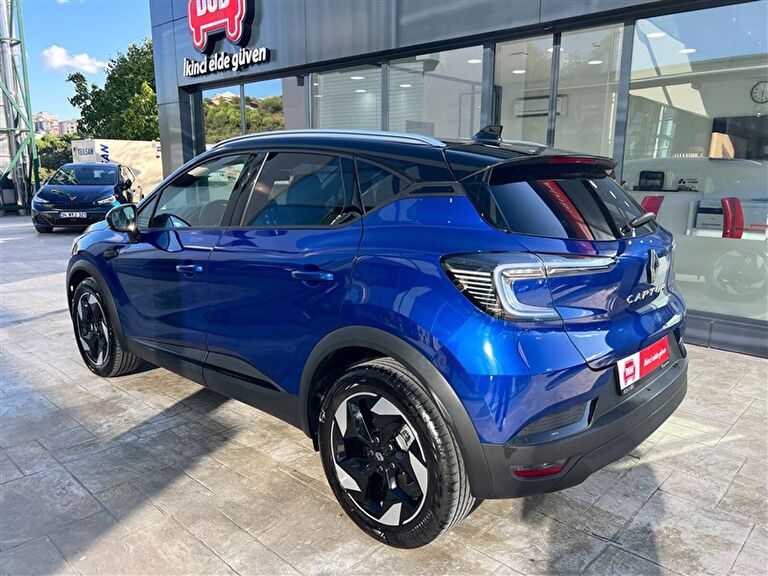 RENAULT CAPTUR