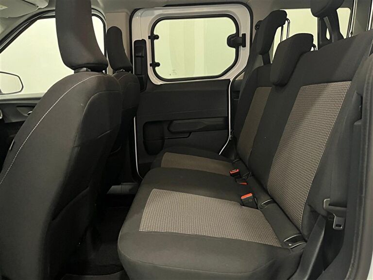 FORD TOURNEO COURIER