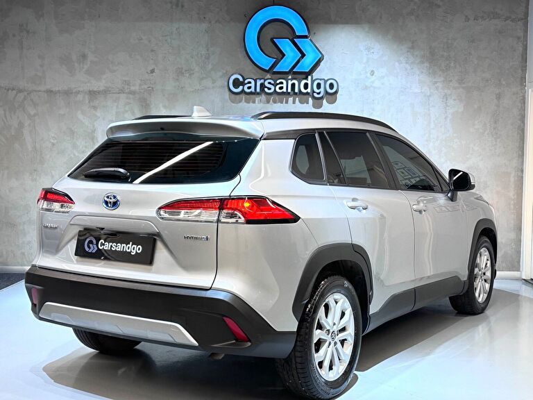 TOYOTA COROLLA CROSS
