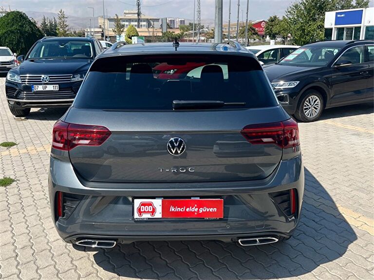 VOLKSWAGEN T-ROC