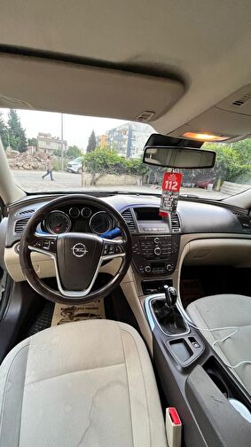 OPEL INSIGNIA
