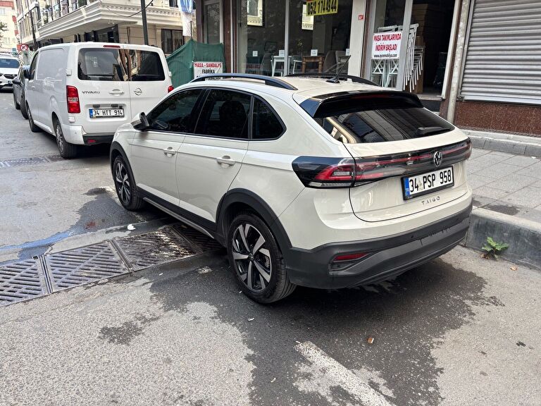 VOLKSWAGEN TAIGO
