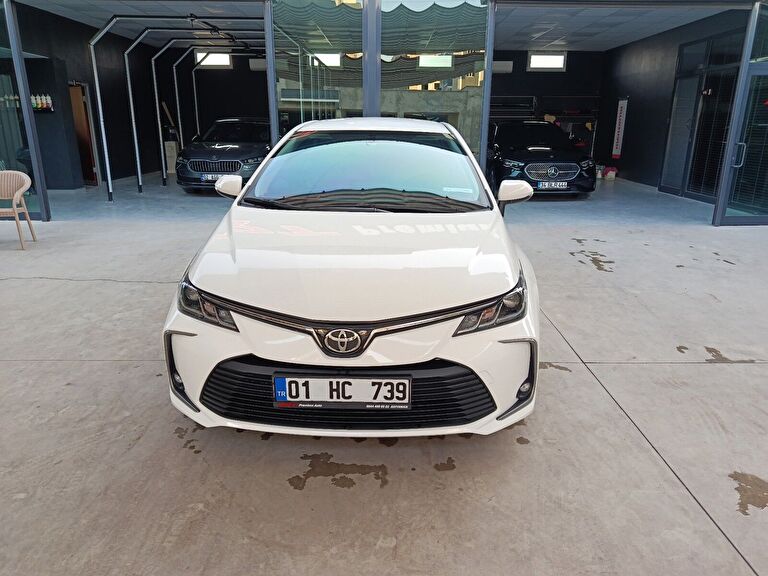 TOYOTA COROLLA