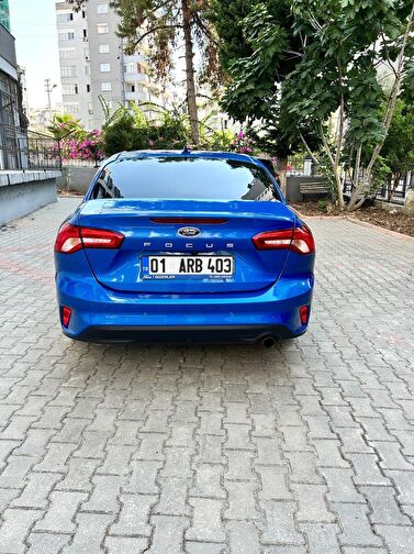 FORD FOCUS