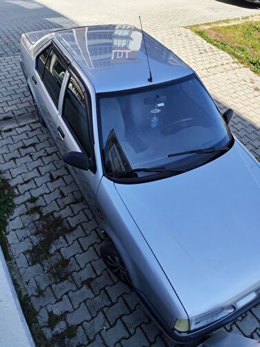 RENAULT 19