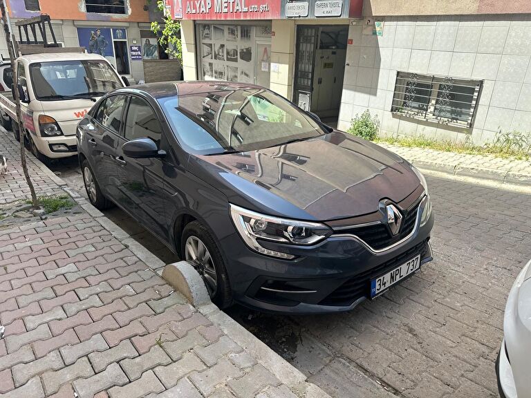 RENAULT MEGANE