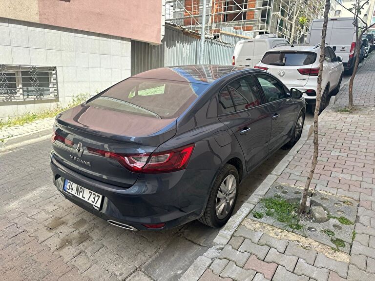 RENAULT MEGANE