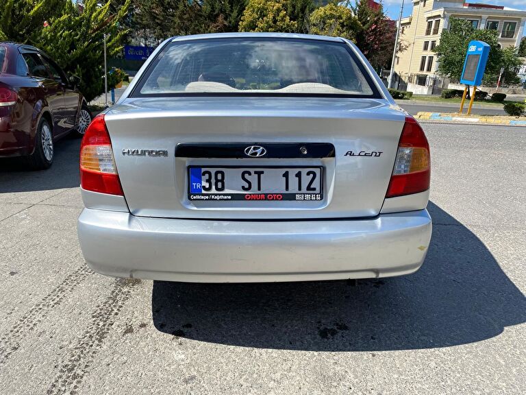 HYUNDAI ACCENT