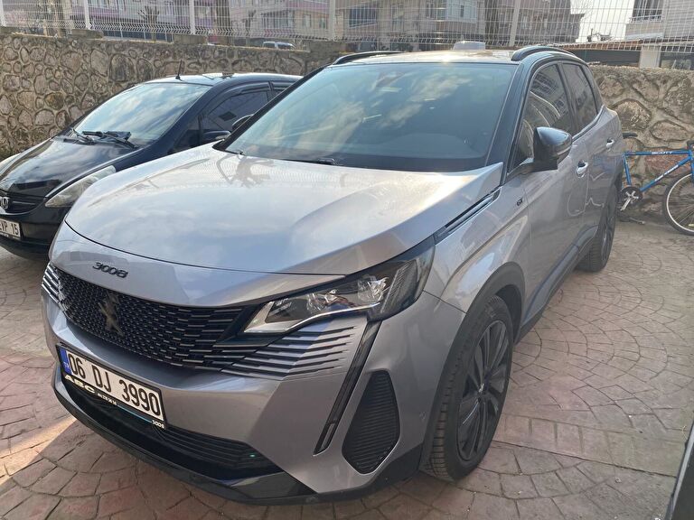 PEUGEOT 3008