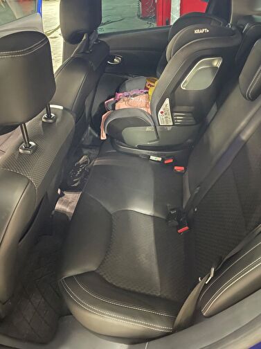 RENAULT CLIO SPORT TOURER
