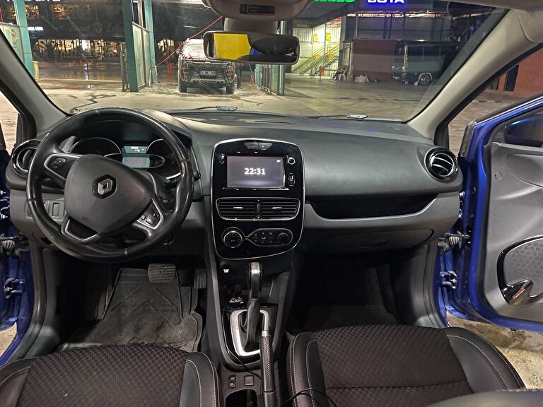 RENAULT CLIO SPORT TOURER