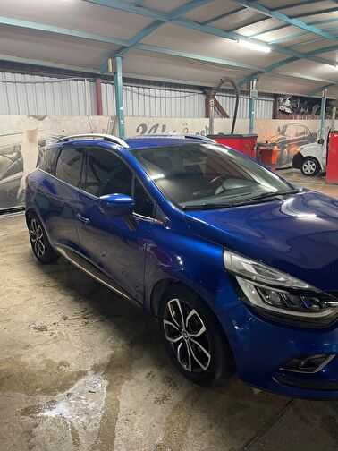 RENAULT CLIO SPORT TOURER