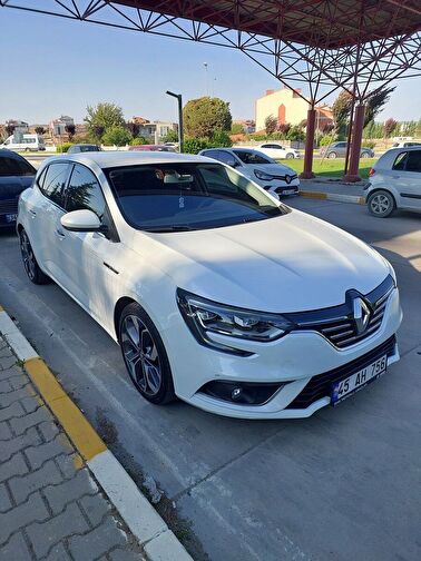 RENAULT MEGANE