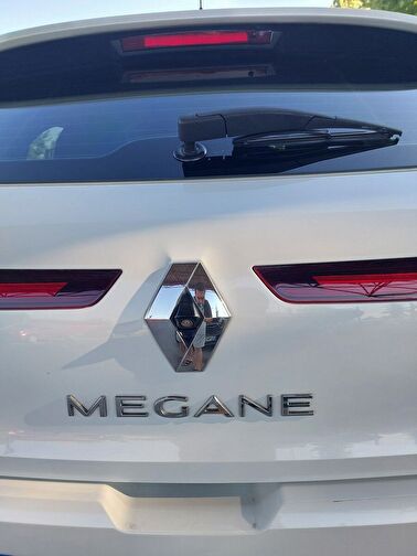 RENAULT MEGANE