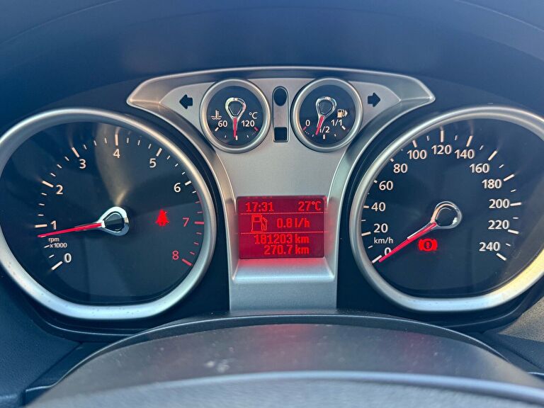 FORD FOCUS