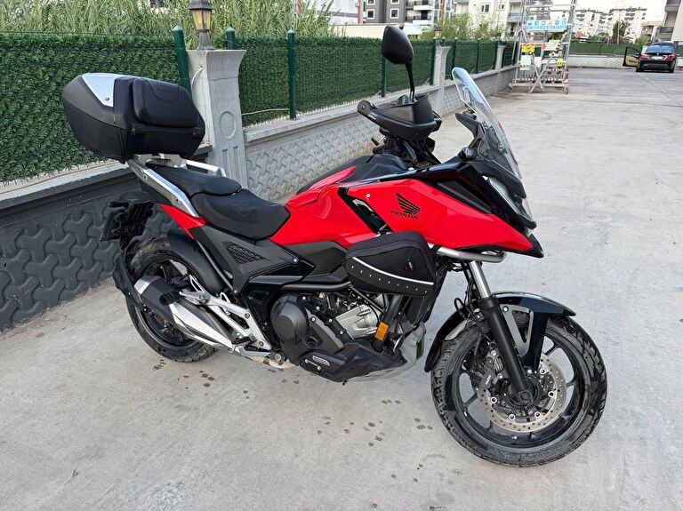 Honda NC 750 X DCT