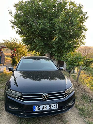 VOLKSWAGEN PASSAT VARIANT