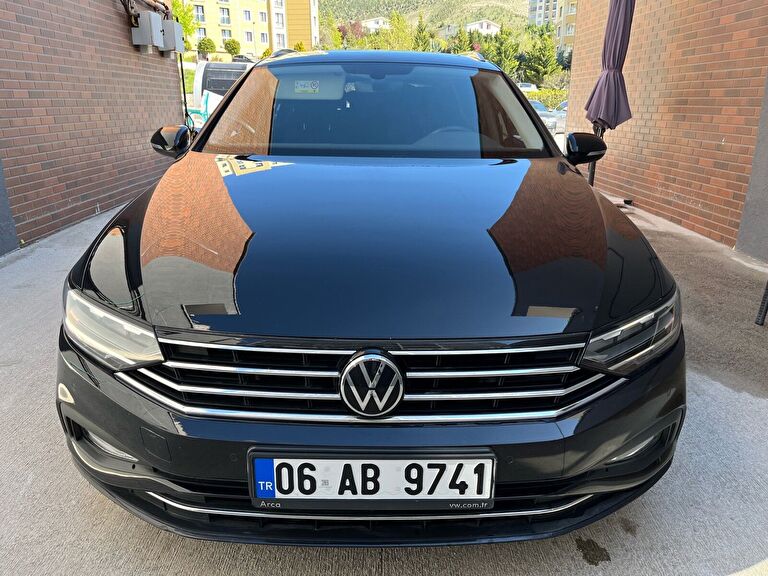 VOLKSWAGEN PASSAT VARIANT