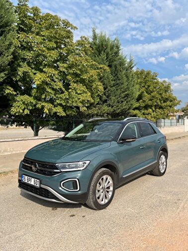 VOLKSWAGEN T-ROC