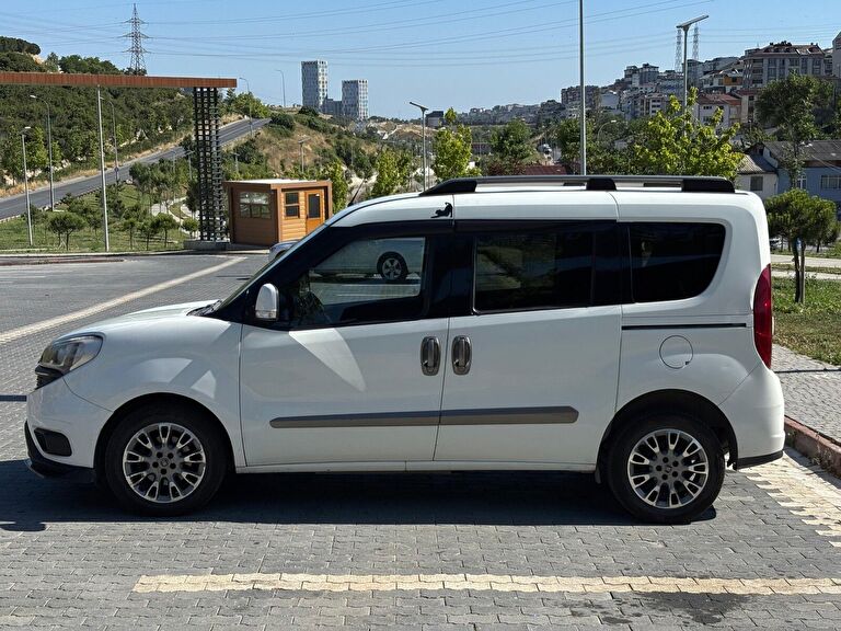 FIAT DOBLO COMBI