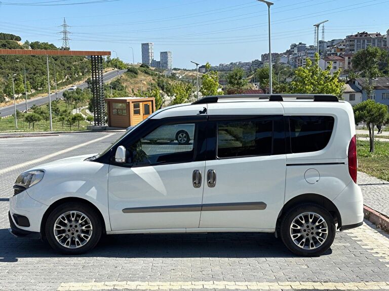 FIAT DOBLO COMBI