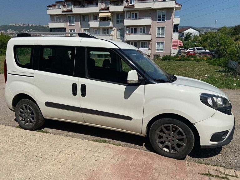 FIAT DOBLO COMBI