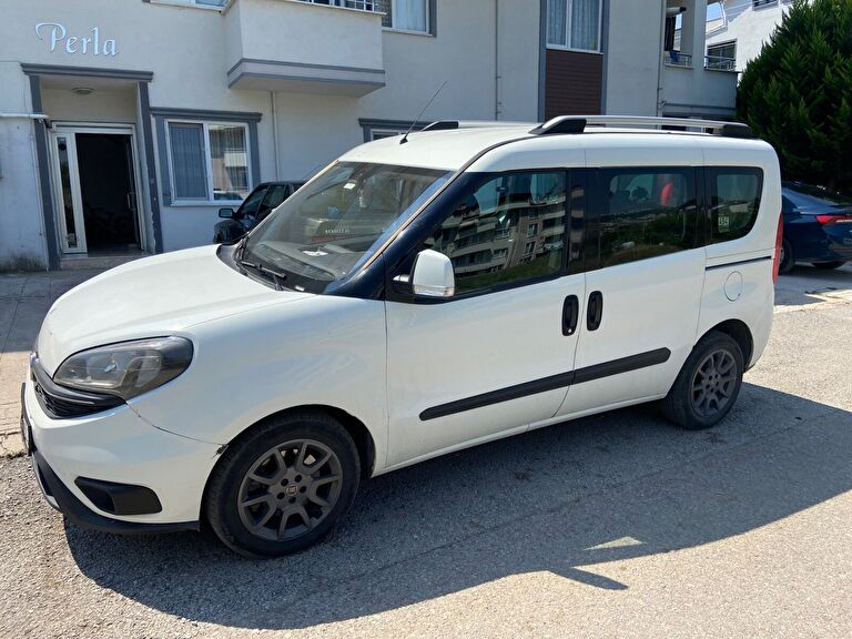FIAT DOBLO COMBI