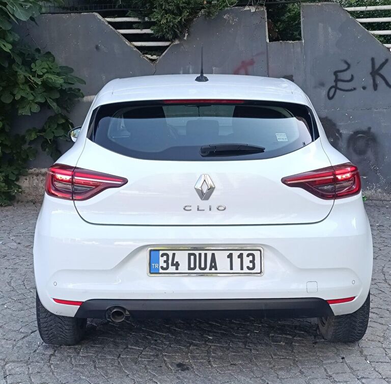 RENAULT CLIO