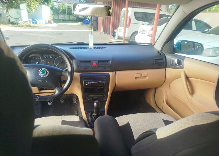 SKODA OCTAVIA