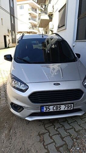 FORD TOURNEO COURIER