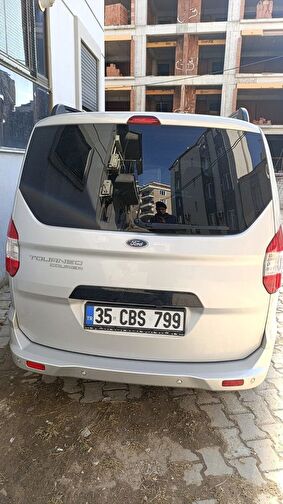 FORD TOURNEO COURIER