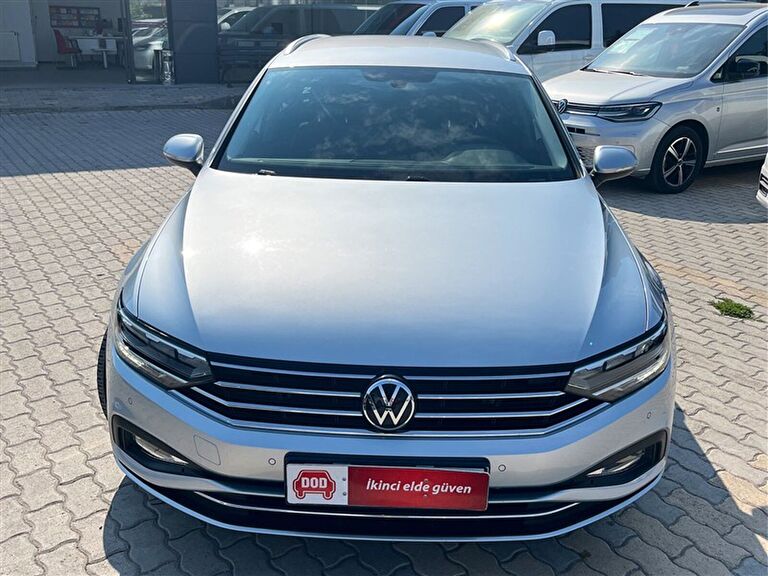 VOLKSWAGEN PASSAT VARIANT