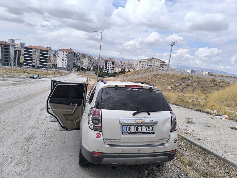 CHEVROLET CAPTIVA