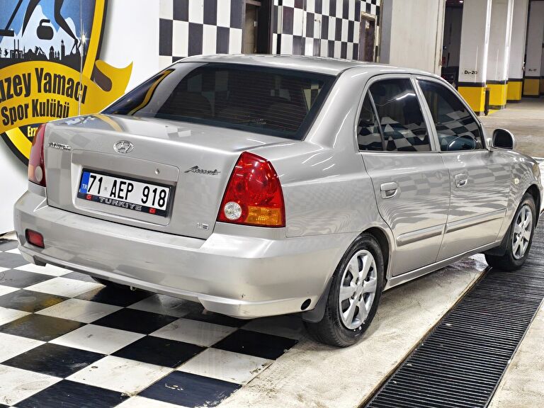 HYUNDAI ACCENT