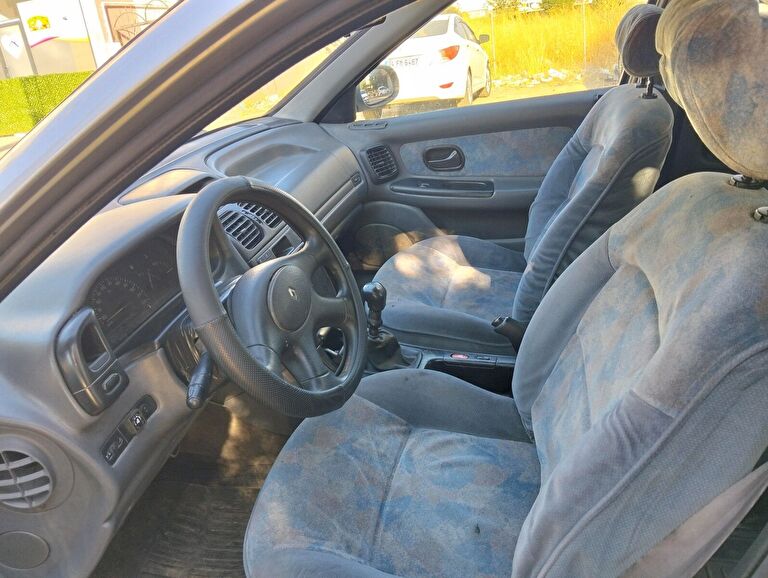 RENAULT LAGUNA