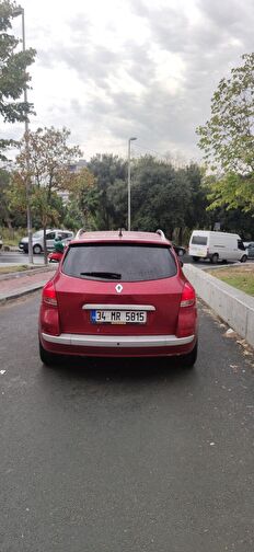 RENAULT CLIO GRAND TOUR