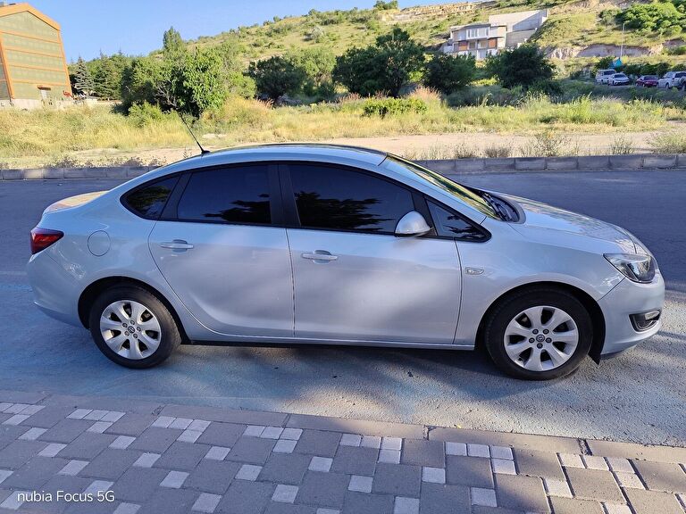 OPEL ASTRA
