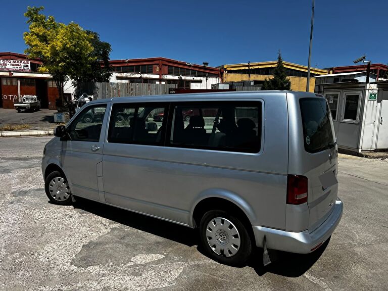 VOLKSWAGEN CARAVELLE