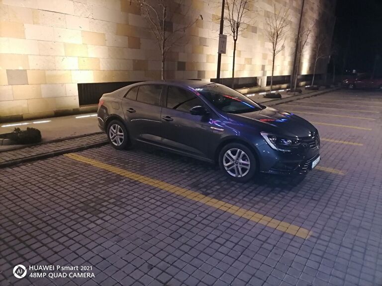 RENAULT MEGANE
