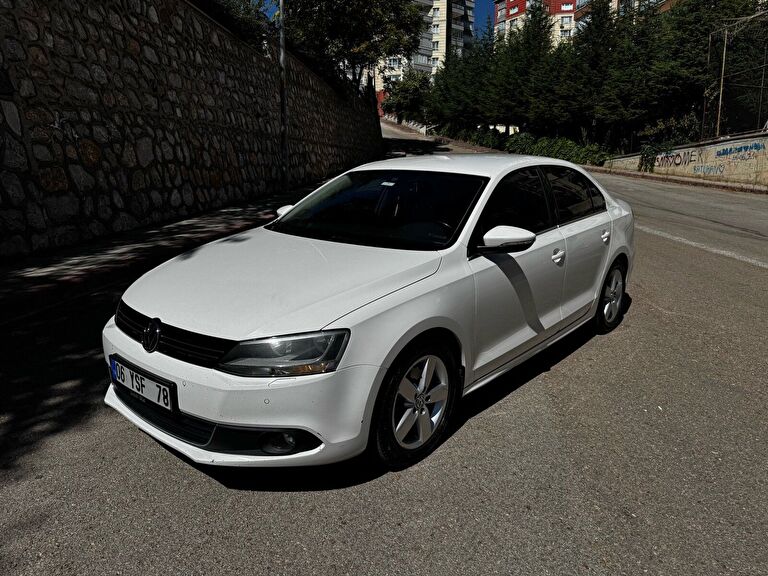 VOLKSWAGEN JETTA