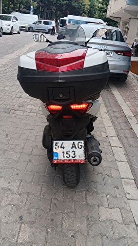 Yamaha X-Max 250 ABS
