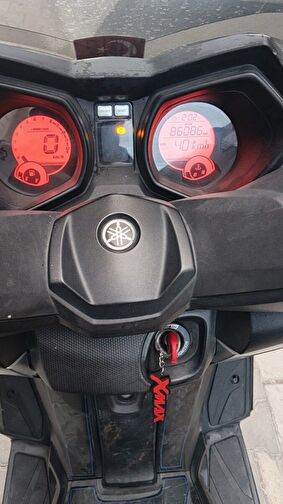 Yamaha X-Max 250 ABS