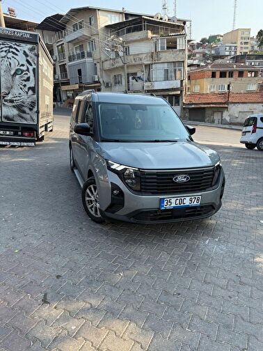 FORD TOURNEO COURIER