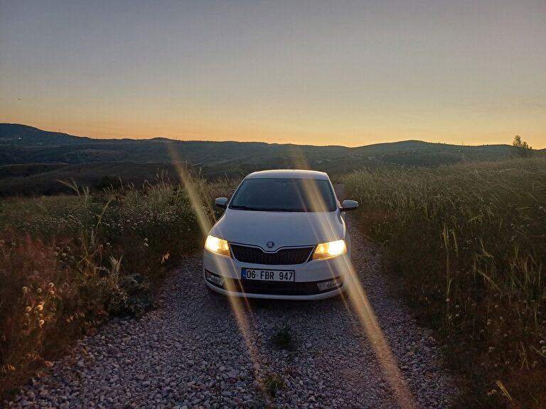 SKODA RAPID